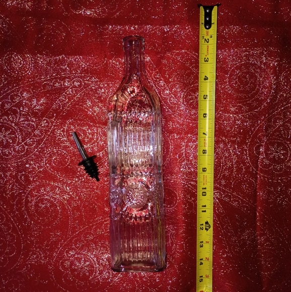 Italy Clear Glass Bottle with Pour Spout